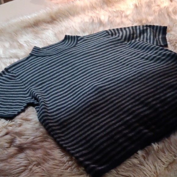 Sag Harbor Black and Gray Striped Knit Top - Picture 1 of 3